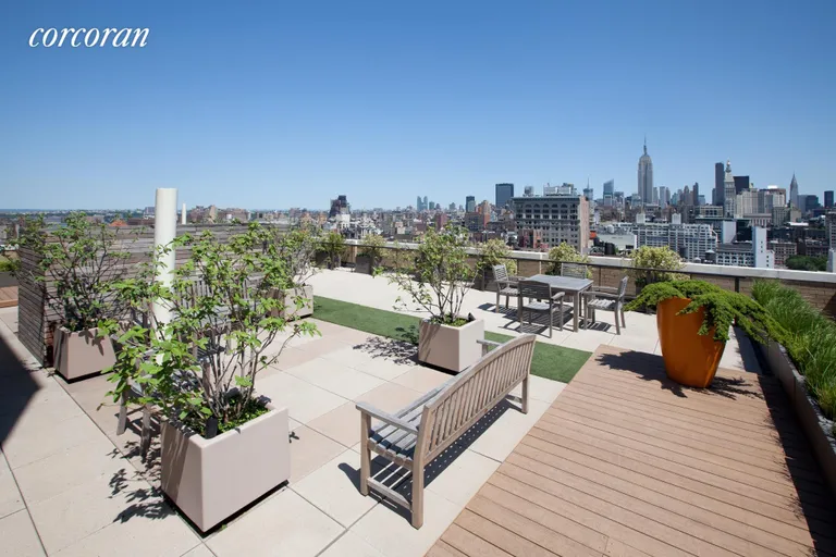 New York City Real Estate | View 20 East 9th Street, 5E | room 5 | View 6