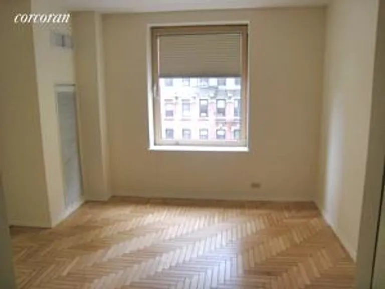 New York City Real Estate | View 106 Central Park South, 8H | room 2 | View 3