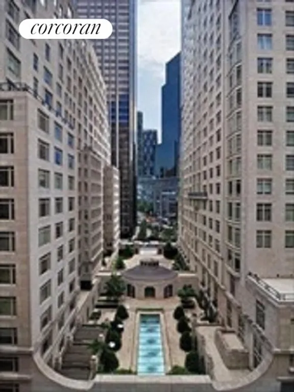 New York City Real Estate | View 25 Central Park West, 9F | room 6 | View 7