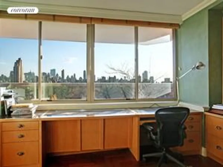New York City Real Estate | View 160 West 86th Street, PH1 | 4th Bedroom / Library | View 10