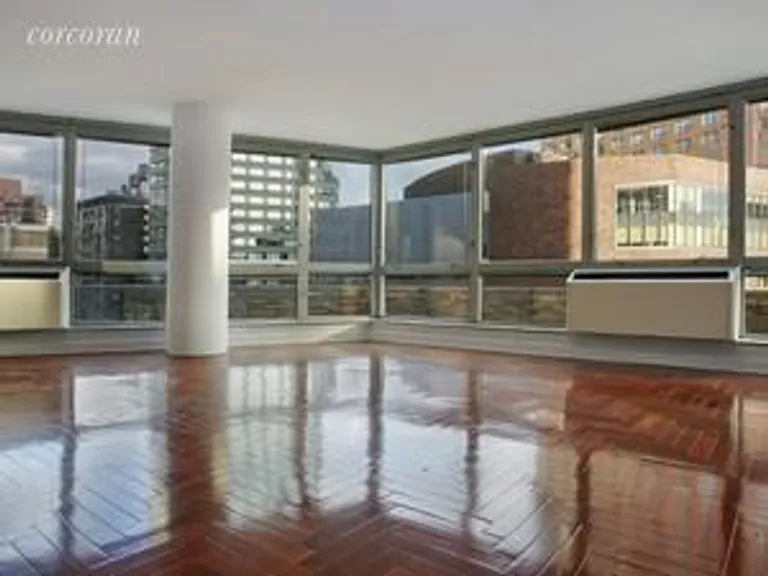 New York City Real Estate | View 1965 Broadway, 8E | 2 Beds, 2 Baths | View 1