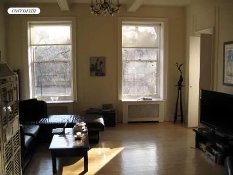 New York City Real Estate | View 307 East 10th Street, 3 | livingroom | View 5