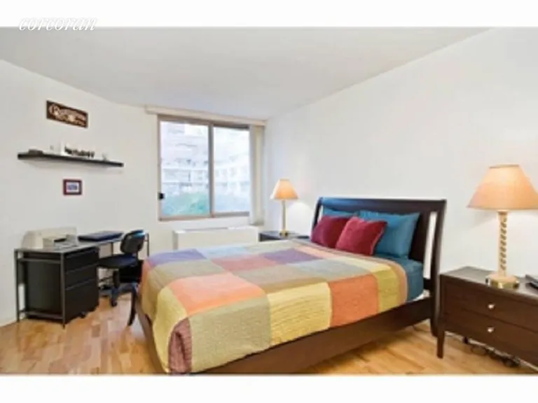 New York City Real Estate | View 350 West 50th Street, 4GG | room 2 | View 3