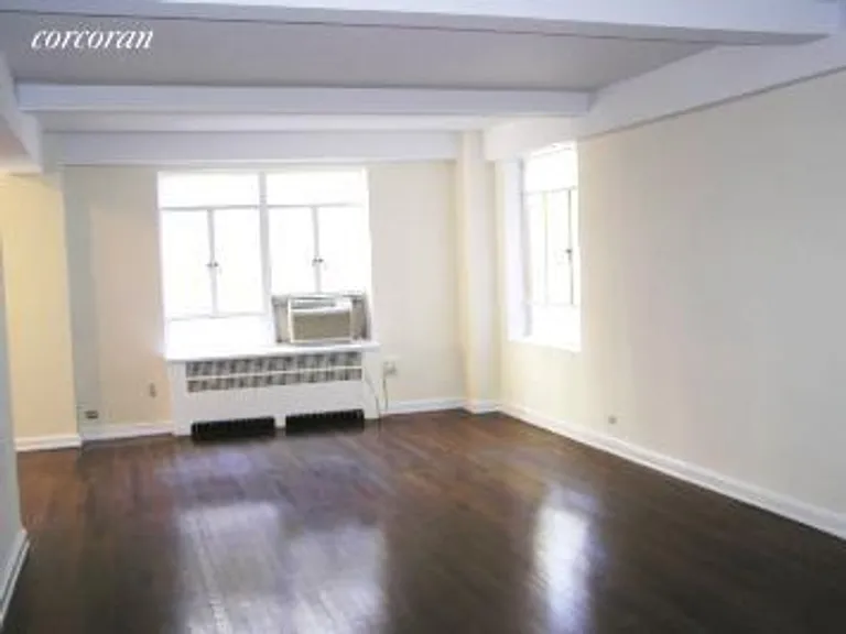New York City Real Estate | View 240 Central Park South, 3O | room 1 | View 2