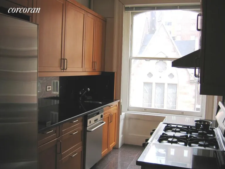 New York City Real Estate | View 24 East 35th Street, 2 | room 3 | View 4