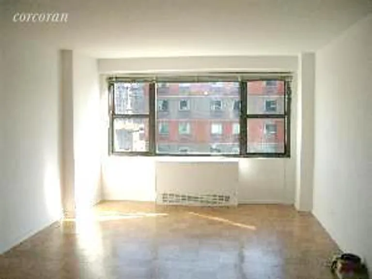 New York City Real Estate | View 115 East 9th Street, 10G | room 2 | View 3