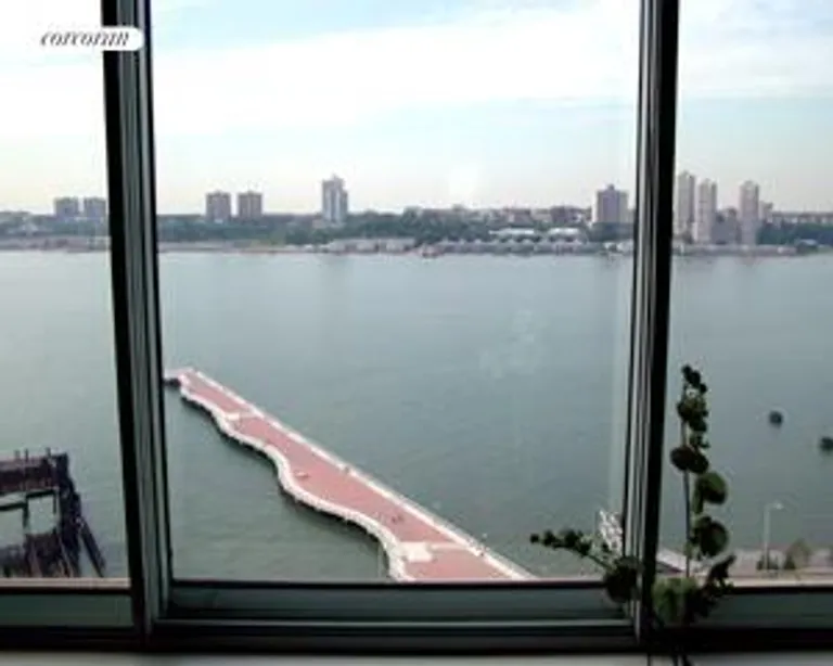 New York City Real Estate | View 200 Riverside Boulevard, 16N | room 5 | View 6