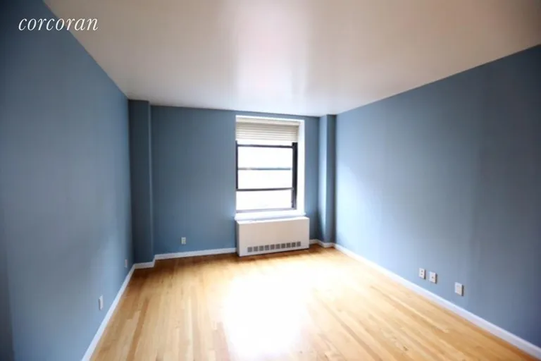 New York City Real Estate | View 201 West 74th Street, 9D | room 1 | View 2