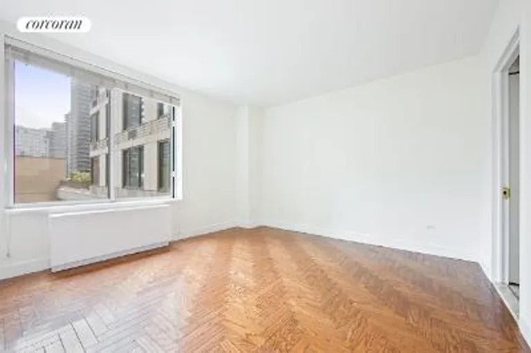 New York City Real Estate | View 200 Riverside Boulevard, 5H | room 3 | View 4