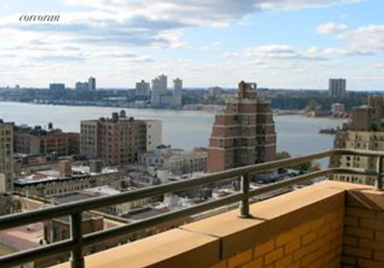New York City Real Estate | View 275 West 96th Street, 26F | Terrace | View 5
