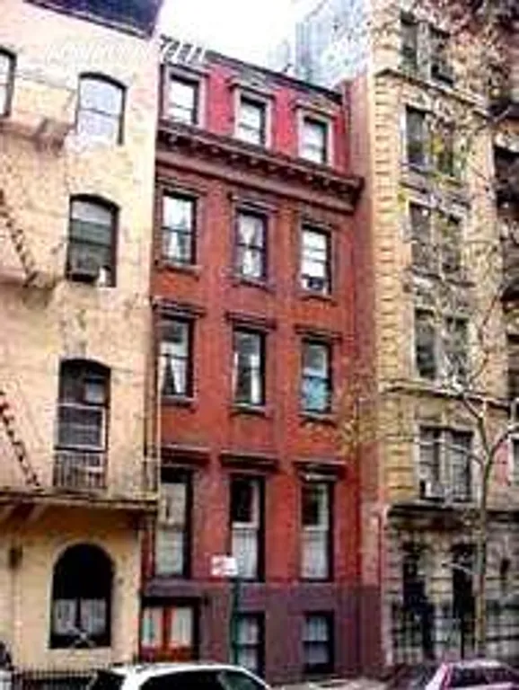 New York City Real Estate | View 214 East 17th Street, 5 | 2 Beds, 1 Bath | View 2