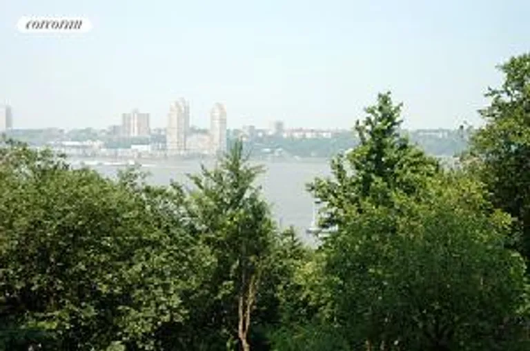 New York City Real Estate | View 137 Riverside Drive, 5B | room 8 | View 9