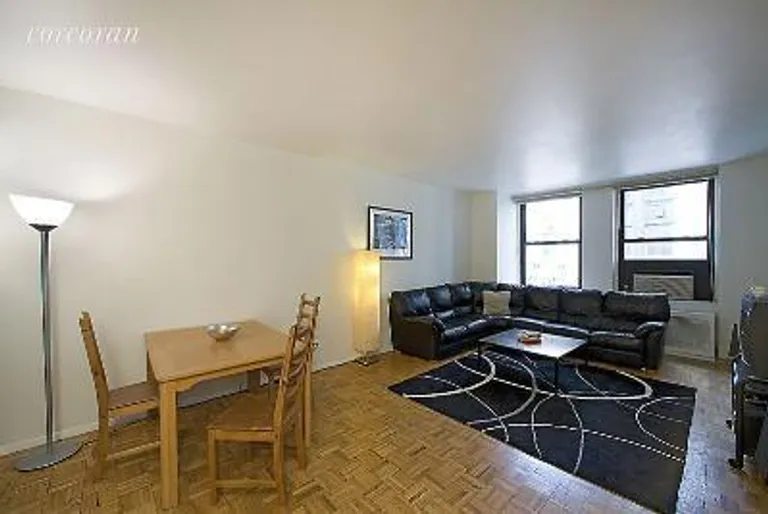 New York City Real Estate | View 3 Hanover Square, 17A | 2 Beds, 2 Baths | View 1