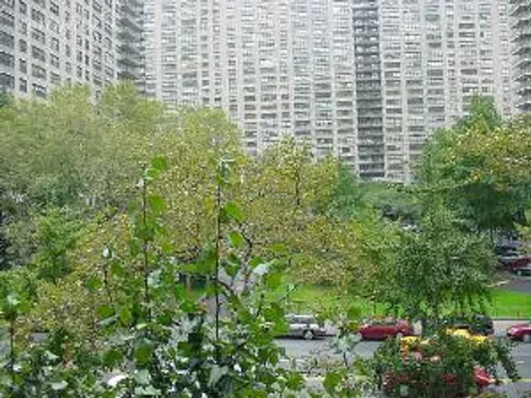 New York City Real Estate | View 165 West End Avenue, 3E | 1 Bed, 1 Bath | View 1