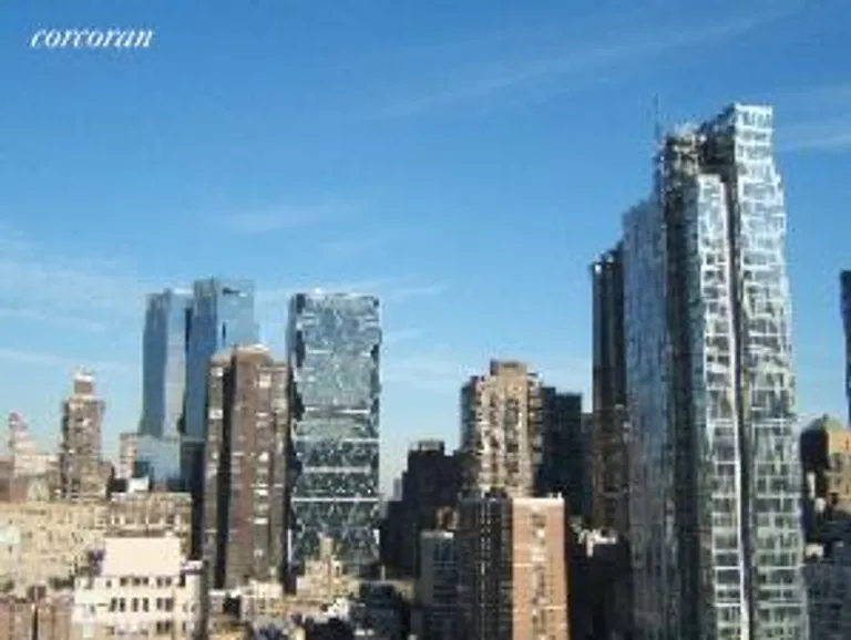 New York City Real Estate | View 350 West 50th Street, 28I | room 6 | View 7