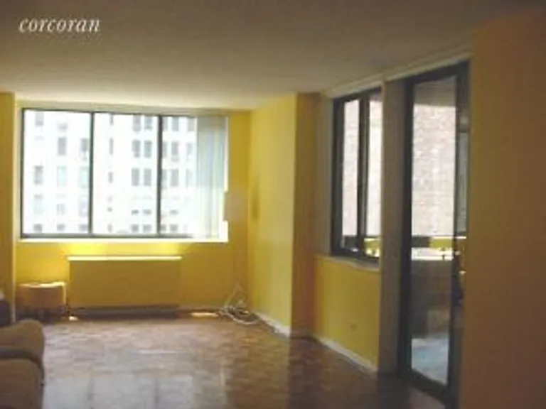 New York City Real Estate | View 347 West 57th Street, 8F | room 1 | View 2