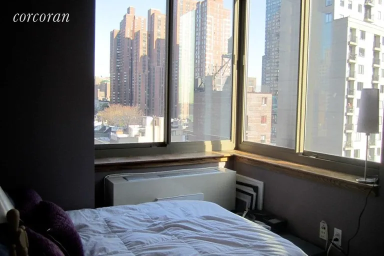 New York City Real Estate | View 400 East 90th Street, 9D | room 1 | View 2