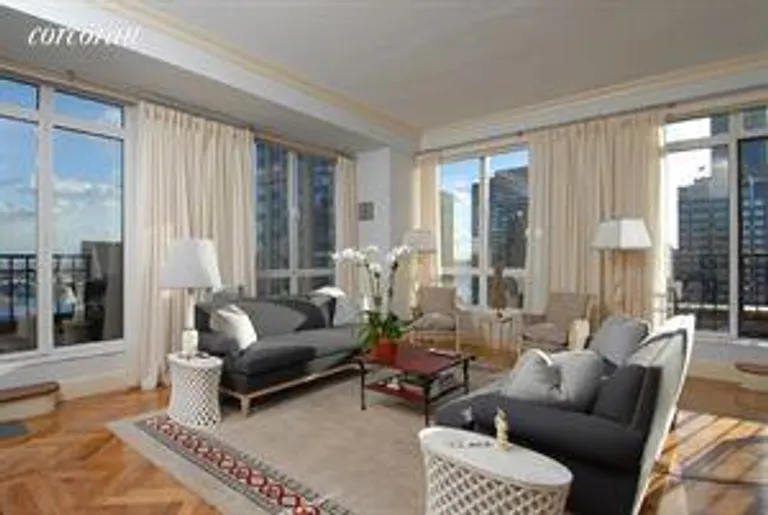 New York City Real Estate | View 351 East 51st Street, PH7B | 4 Beds, 4 Baths | View 1