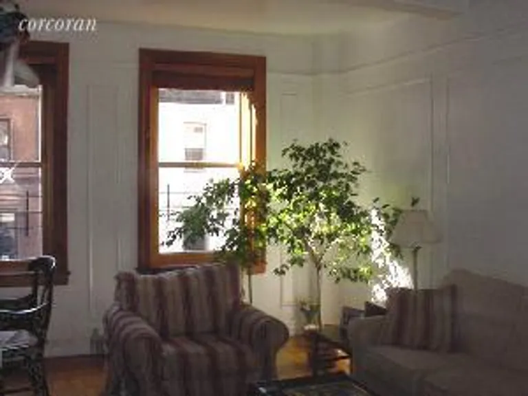 New York City Real Estate | View 11 West 69th Street, 5B | room 1 | View 2