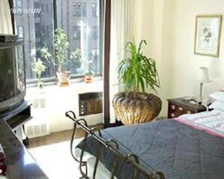 New York City Real Estate | View 372 Central Park West, 4D | room 1 | View 2