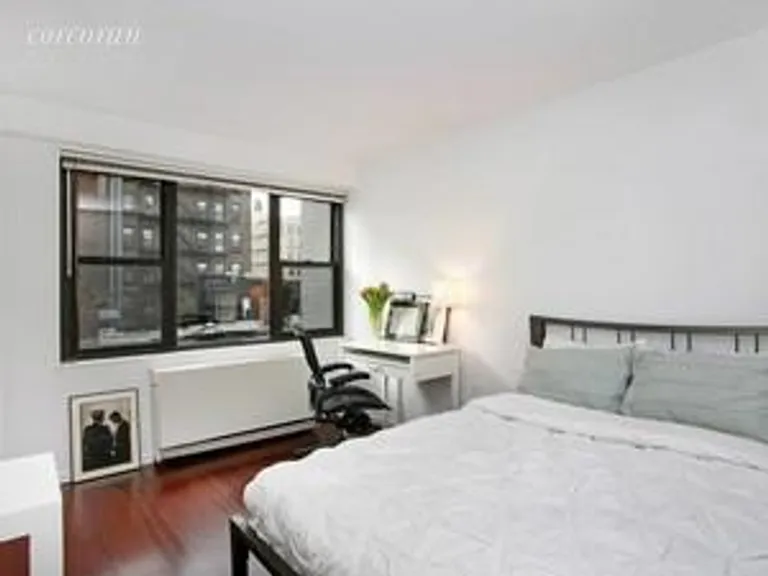 New York City Real Estate | View 115 East 9th Street, 6R | room 1 | View 2