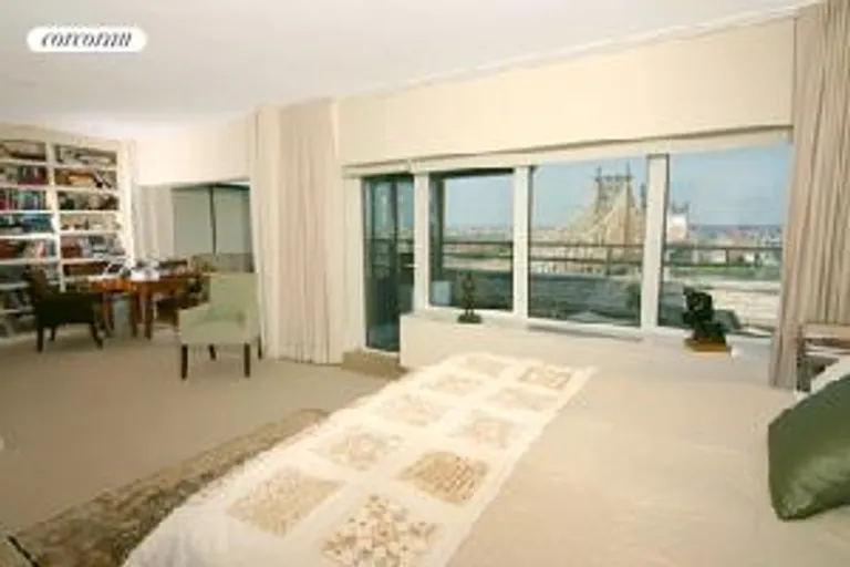 New York City Real Estate | View 35 Sutton Place, PHA | room 2 | View 3