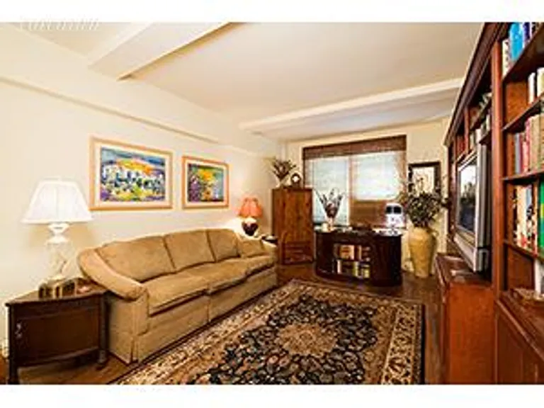 New York City Real Estate | View 152 East 94th Street, 9J | room 1 | View 2