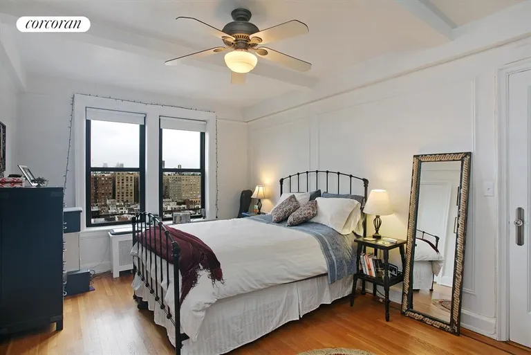 New York City Real Estate | View 41 West 72Nd Street, 16G | Bedroom | View 5