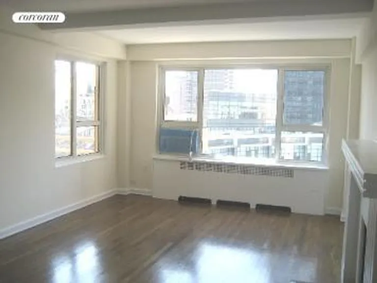 New York City Real Estate | View 240 Central Park South, 18H | room 12 | View 13