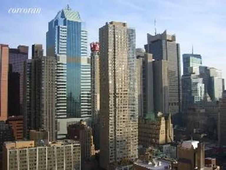 New York City Real Estate | View 350 West 50th Street, 28D | room 2 | View 3
