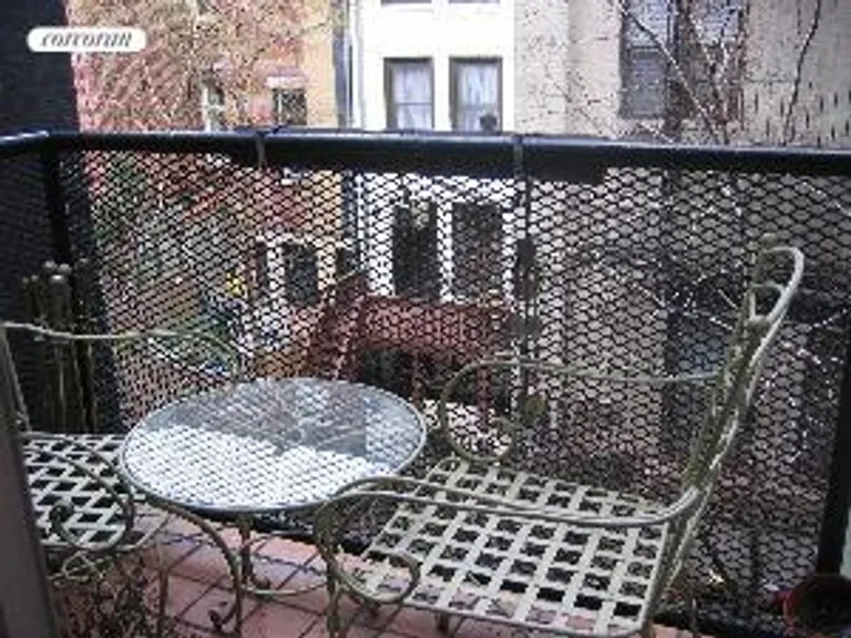 New York City Real Estate | View 11 West 89th Street, 2B | room 8 | View 9