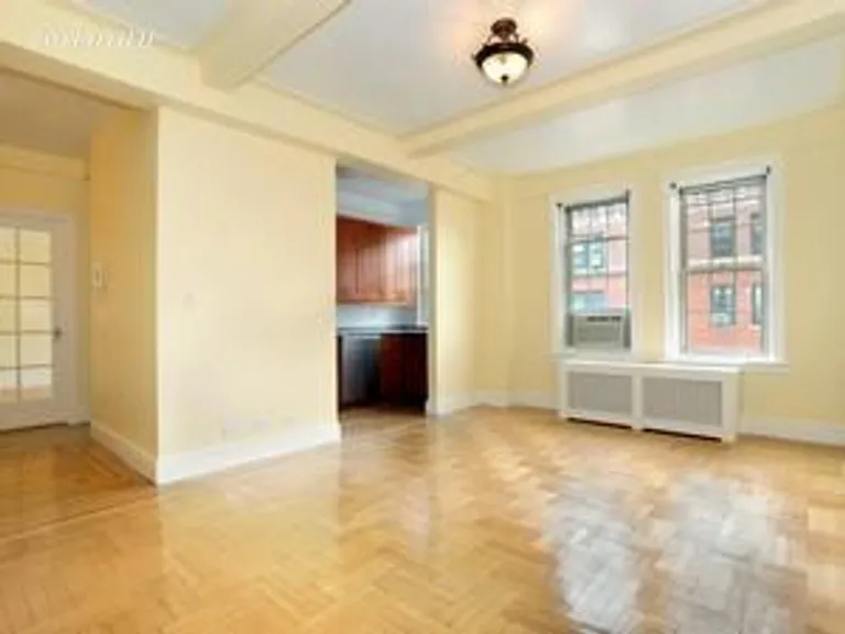 New York City Real Estate | View 139 West 82nd Street, 8D | 1 Bed, 1 Bath | View 1