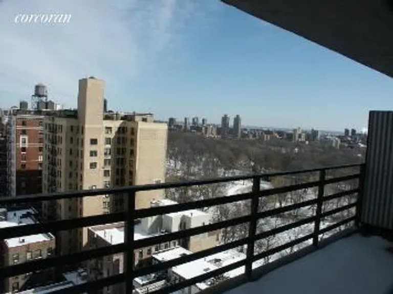 New York City Real Estate | View 400 Central Park West, 19J | Central Park at your feet | View 2