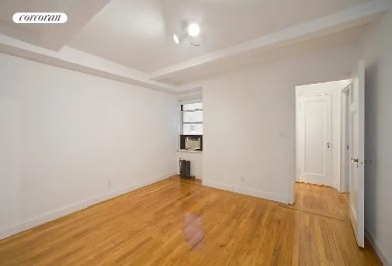 New York City Real Estate | View 333 East 43rd Street, 315 | room 1 | View 2