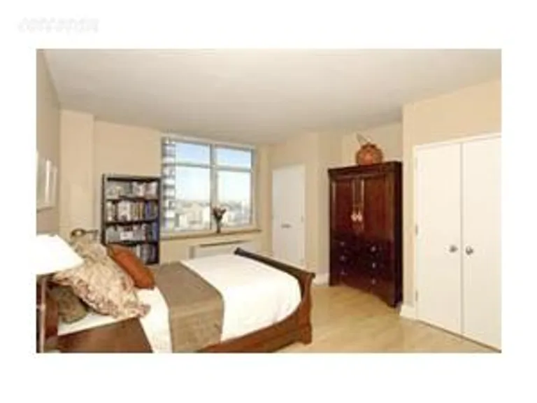 New York City Real Estate | View 1760 Second Avenue, 12F | room 2 | View 3