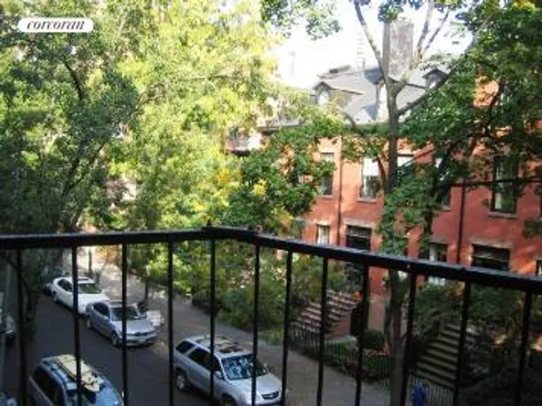 New York City Real Estate | View 152 Willow Place, 3rd fl | Of the Willow Street | View 5