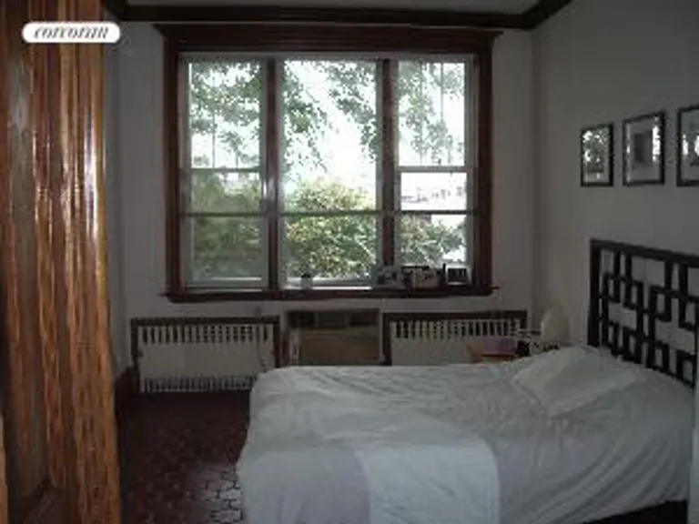 New York City Real Estate | View 106 8th Avenue, 4R | room 5 | View 6