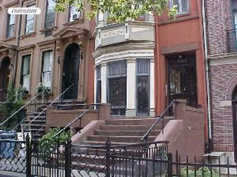 New York City Real Estate | View 300 Clinton Avenue, 1st Fl | 1 Bed, 1 Bath | View 1