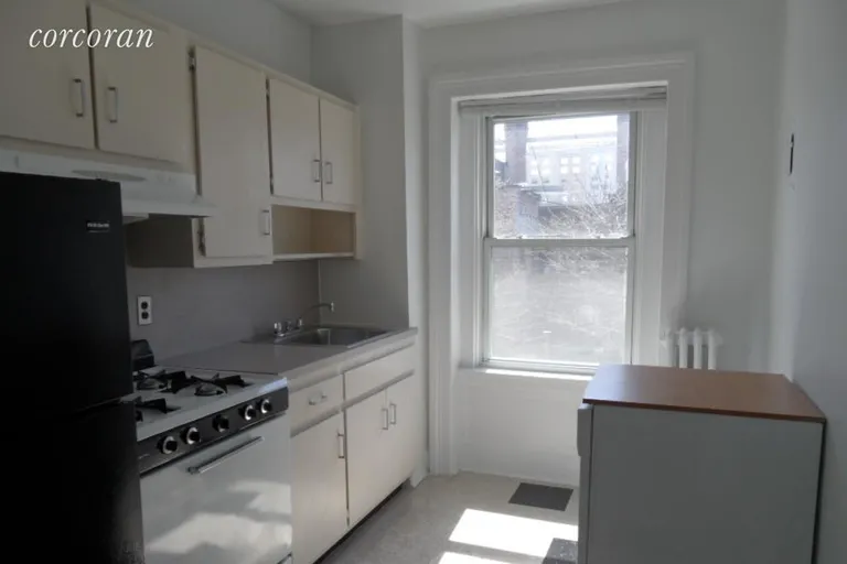 New York City Real Estate | View 122 State Street, 4 | room 1 | View 2