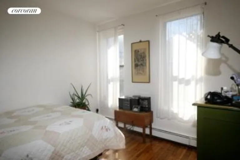 New York City Real Estate | View 706 Sackett Street, 2R | room 3 | View 4