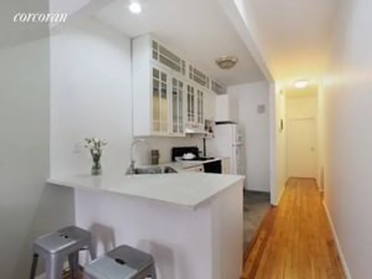 New York City Real Estate | View 706 Sackett Street, 2R | room 1 | View 2