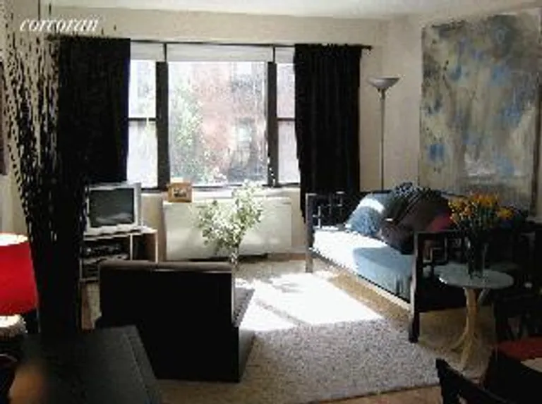 New York City Real Estate | View 120 East 90th Street, 4B | room 1 | View 2