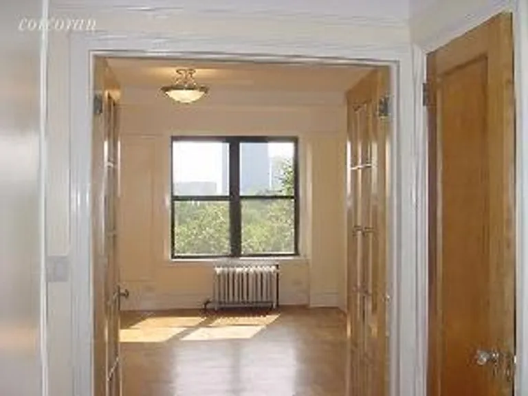 New York City Real Estate | View 415 Central Park West, 7E | 2 Beds, 2 Baths | View 1