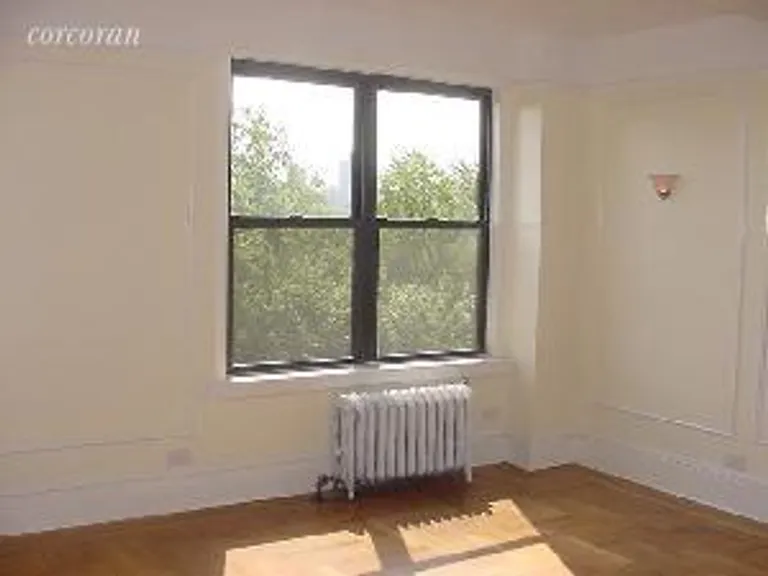 New York City Real Estate | View 415 Central Park West, 7E | room 1 | View 2