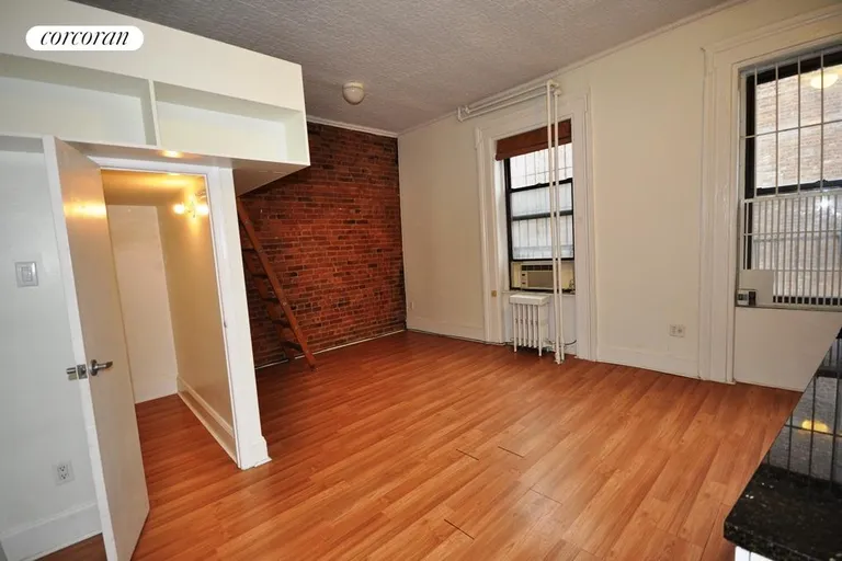 New York City Real Estate | View 1 Willow Street, 2R | room 2 | View 3