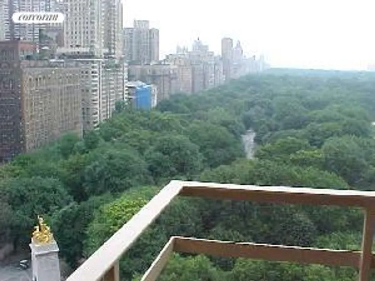 New York City Real Estate | View 240 Central Park South, 17A | room 9 | View 10