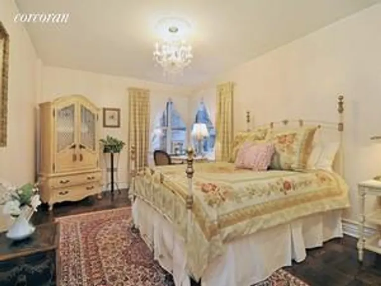 New York City Real Estate | View 29 West 64th Street, 3G | room 1 | View 2