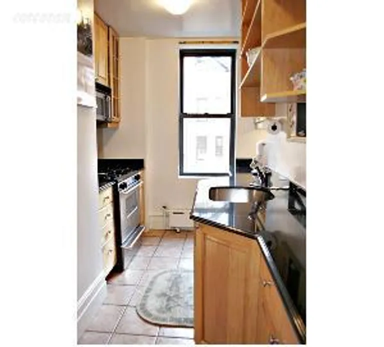 New York City Real Estate | View 514 West End Avenue, 14A | room 2 | View 3