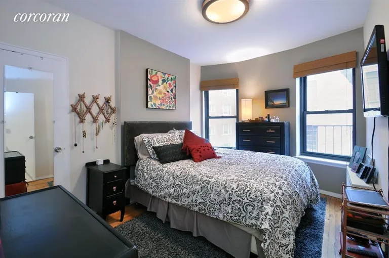 New York City Real Estate | View 160 East 91st Street, 5P | Master Bedroom | View 2