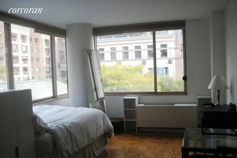 New York City Real Estate | View 350 West 50th Street, 4P | room 1 | View 2